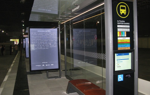 巴西圣保罗实现公车候车亭和时钟显示数字标牌化,信息显示系统,多媒体信息发布系统,数字标牌,digital signage