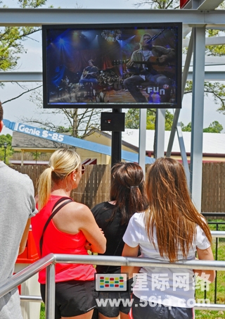 游乐园使用数字标牌提升游客体验,多媒体信息发布系统,数字标牌,数字告示，digital signage